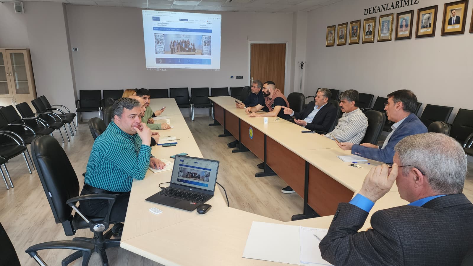 Kamu Yönetimi Bölümü Akreditasyon Süreci 9. Değerlendirme Toplantısı Gerçekleştirildi